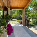 Rosada Bed & Breakfast 3*